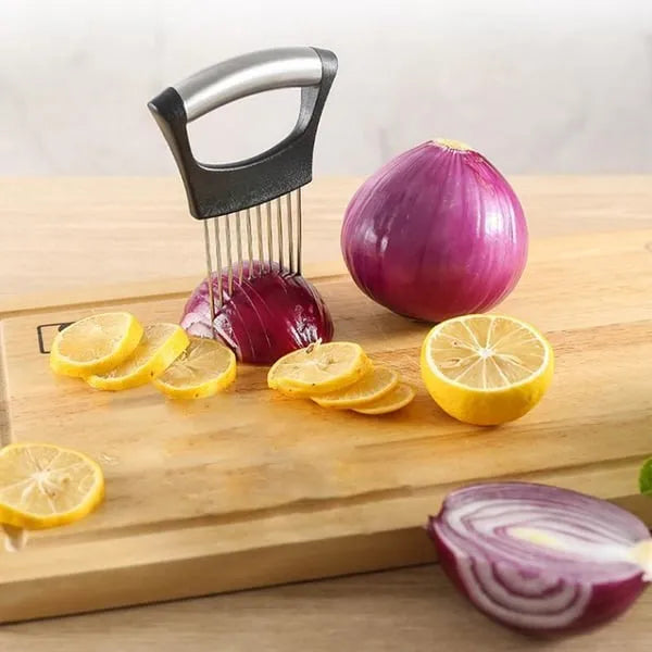 2023-Christmas Hot Sale Stainless Steel Onion Slice Holder